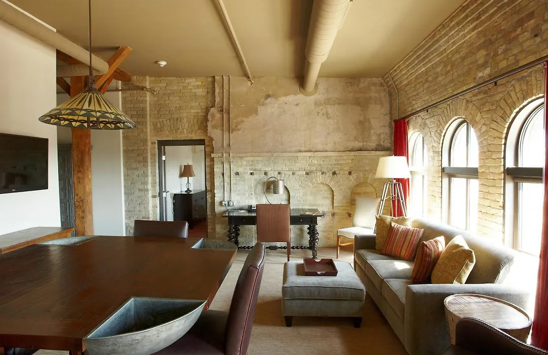 Brewhouse Inn And Suites-1