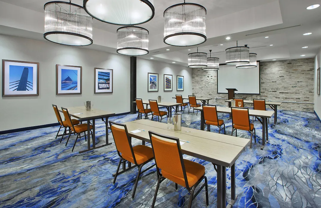Fairfield Inn & Suites By Marriott Milwaukee Downtown-1