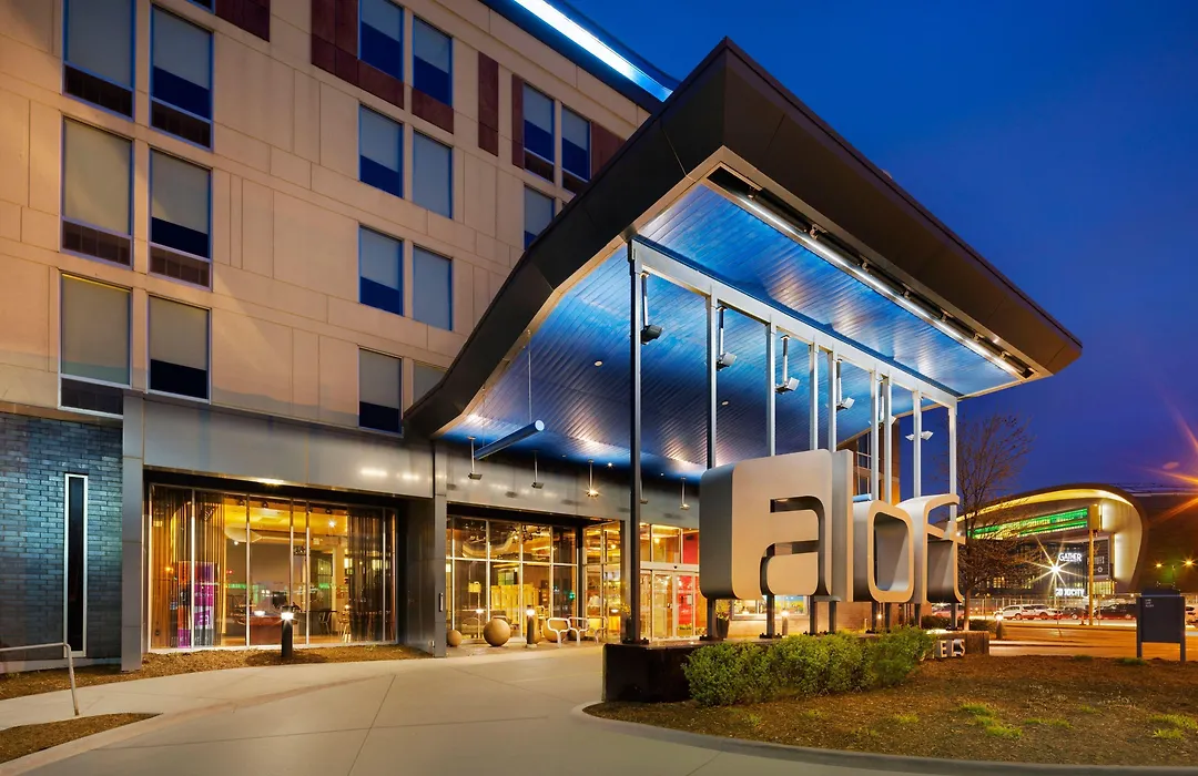 Aloft By Marriott Milwaukee Downtown-1