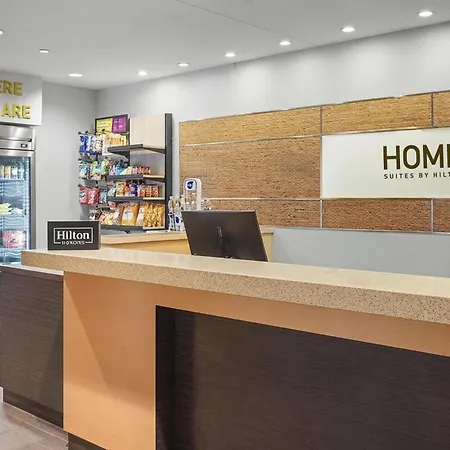 Home2 Suites By Hilton Milwaukee Airport-3