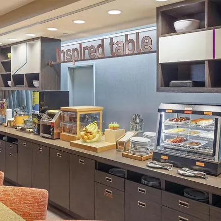 Home2 Suites By Hilton Milwaukee Airport-2