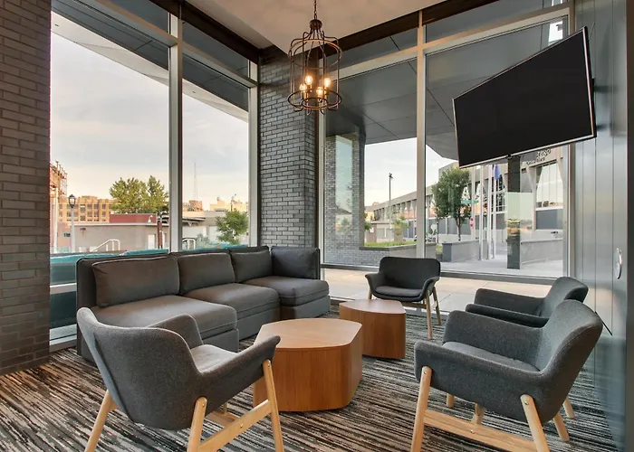 Hyatt Place Milwaukee Downtown