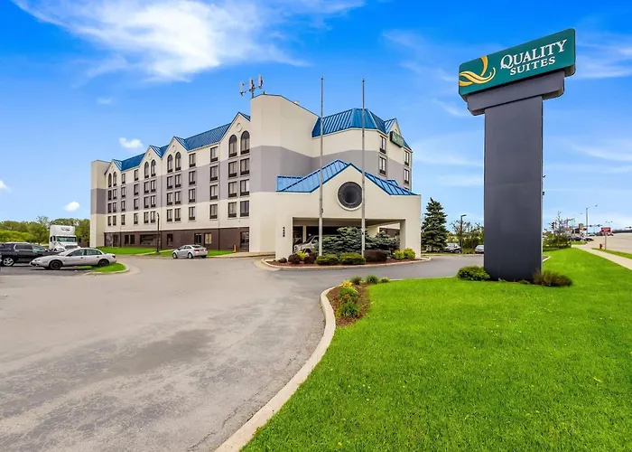 Quality Suites Milwaukee Airport
