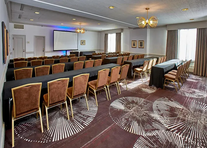 Hilton Milwaukee Hotel